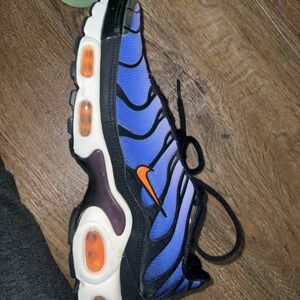 Nike Purple and Black Athletic Shoes